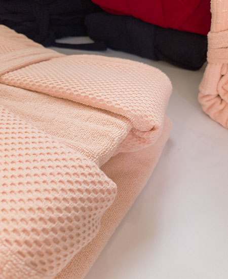 حوله تن پوش طرح لوکس مارک مهریس - دورونخ اعلا -3