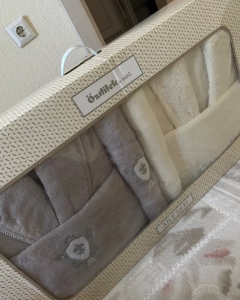 ست عروس و داماد حوله دوقلو مارک ازدیلک -گلدوزی شده -9